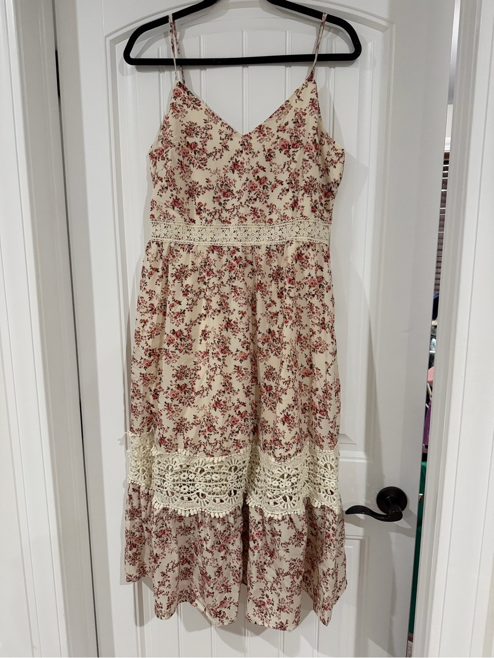 Cupshe Cream Maxi Dress with Blush Floral Print